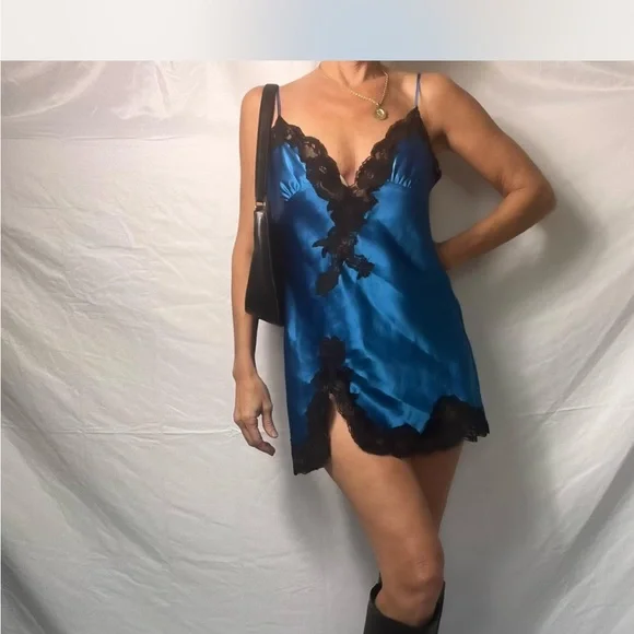Frederick's of Hollywood Blue Satin Chemise with Black Lace Nightie - Picture 6 of 6